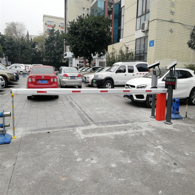 光華街道辦事處車牌識別系統(tǒng)