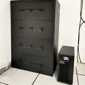 成都SANTAK/山特UPS不間斷電源C3KS 3KVA 2400W電腦服務(wù)器在線式不間斷機(jī)房設(shè)備穩(wěn)壓應(yīng)急延時外接蓄電池現(xiàn)貨供應(yīng)