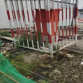 四川圍擋 防護(hù)欄 道路施工柵欄 建筑工地草坪圍擋 廠家批發(fā)