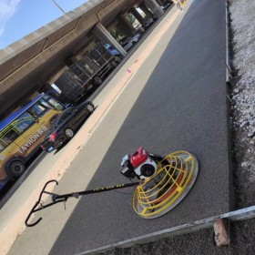 山西彩色生態(tài)透水混凝土地坪  山西彩色透水混凝土道路 透水混凝土施工價格 彩色透水混凝土材料生產(chǎn)廠家   壓?；炷敛牧蠌S家