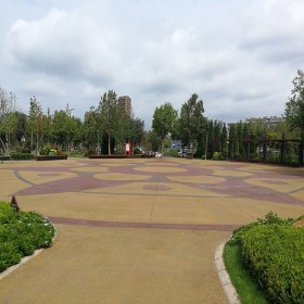 蚌埠市 人行道彩色透水混凝土 生態(tài)透水混凝土 海綿城市透水道路 廠家報(bào)價(jià)