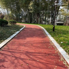 海北 園林道路彩色混凝土 生態(tài)透水地坪 透水性混凝土彩色路面 免費(fèi)施工指導(dǎo) 送貨到工地