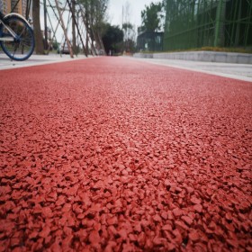 人行橫道透水混泥土 透水水泥砼 透水混泥土骨料 免費提供技術(shù)指導(dǎo) 送貨到工地